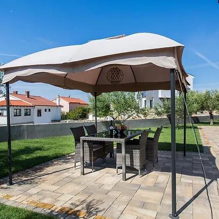 Mrakovcic Apartment Krk Town